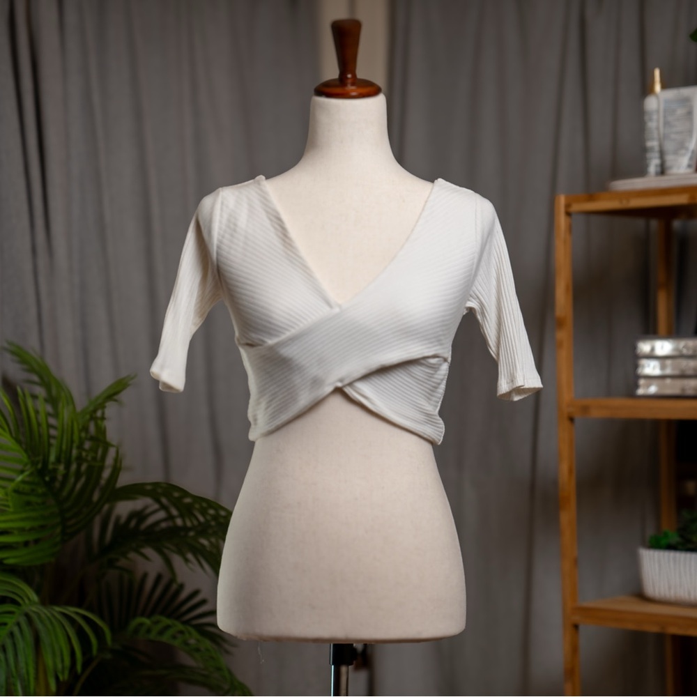 Forever 21 White SWrap Crop Blouse